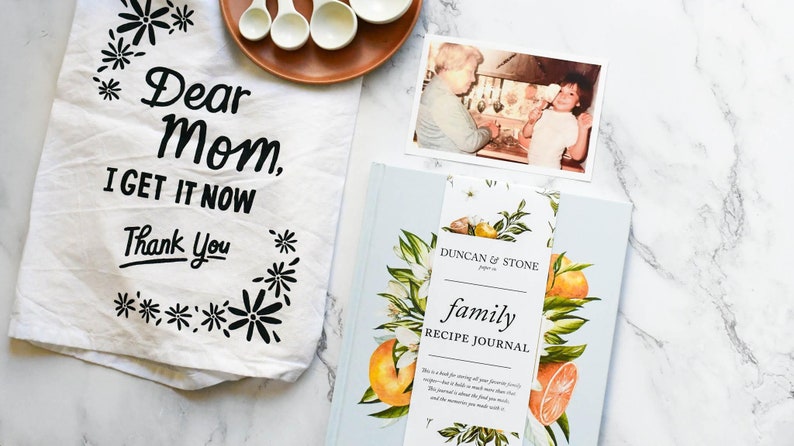 Family Recipe Book & Keepsake Journal by Duncan & Stone | Recipes Binder | Blank Cookbook for Family's Favorite Meal | Gift for Wife, Mom & Grandma | Thoughtful & Meaningful Gift | Recipe Binder Made to Last | Memory Keepsake