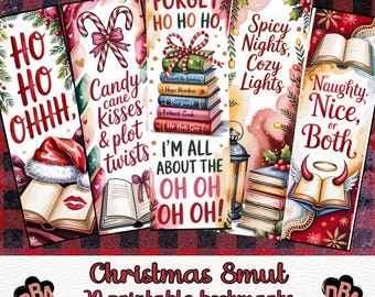 Peut inclure: Un ensemble de cinq marque-pages rectangulaires verticaux illustrés sur le thème de Noël avec des livres, des sucres d'orge, des bonnets de Père Noël et des lanternes. Le texte inclut des phrases comme HO HO OHHH, Candy cane kisses & plot twists, Forget ho ho ho, Spicy Nights, Cozy Lights et Naughty, Nice, or Both.