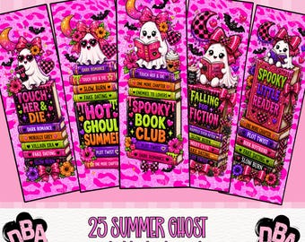 Puede incluir: Cinco marcapáginas verticales con un fondo de estampado de leopardo rosa brillante. Cada marcapáginas muestra un fantasma de dibujos animados con un lazo, sentado sobre una pila de libros con títulos como Spooky Book Club, Touch Her & Die y Falling for Fiction.