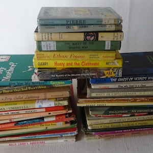 vintage stack of children&#39;s books, 36 books, library destash, 1960&#39;s cutters/breakers, craft projects, free shipping,from Diz Has Neat Stuff