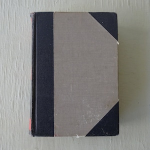 antique book, Oliver Twist, The Works of Charles Dickens, Books Inc., free shipping, from Diz Has Neat Stuff