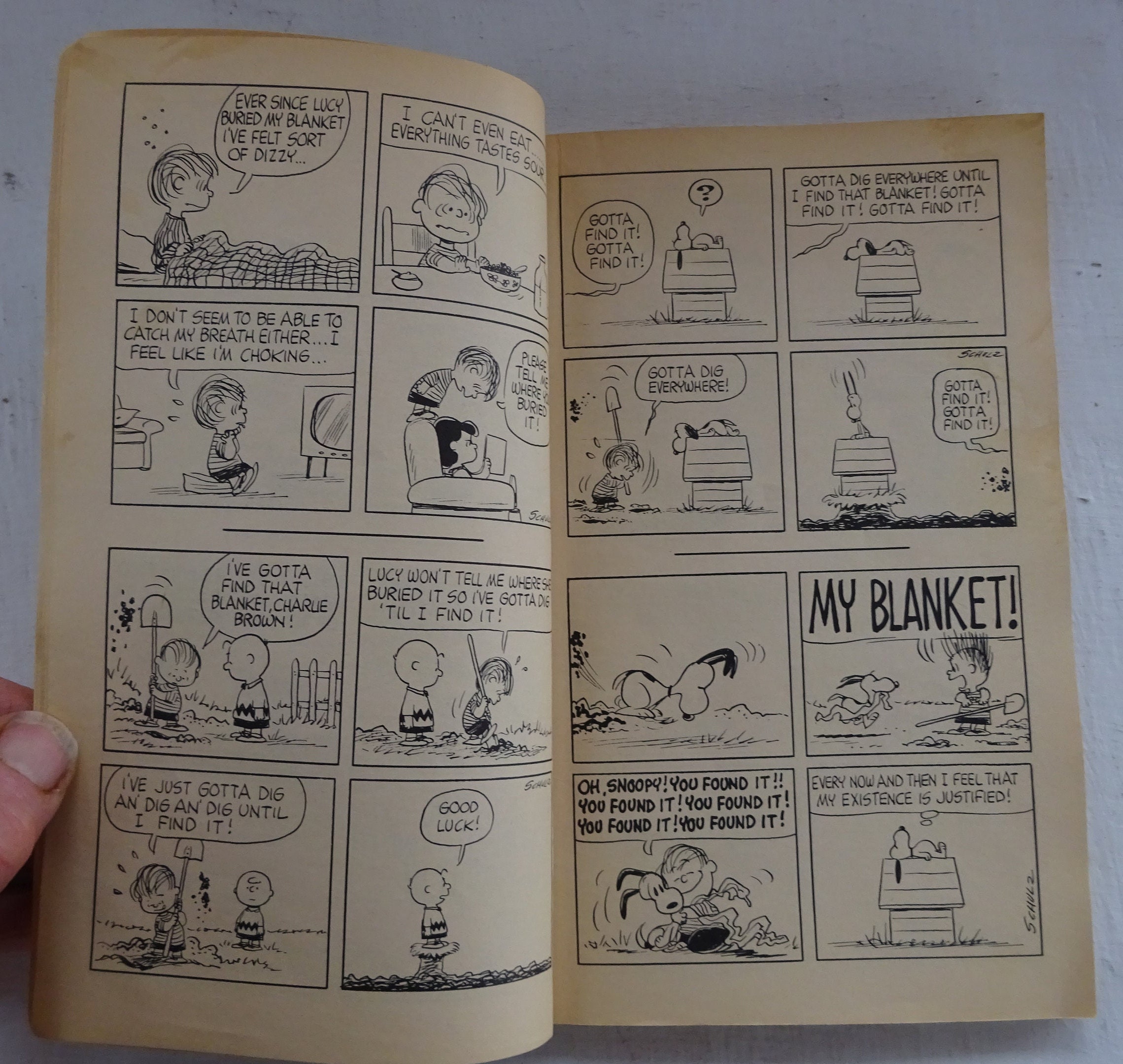 Vintage paperback books, Peanuts, Charles Schulz, 2 volumes