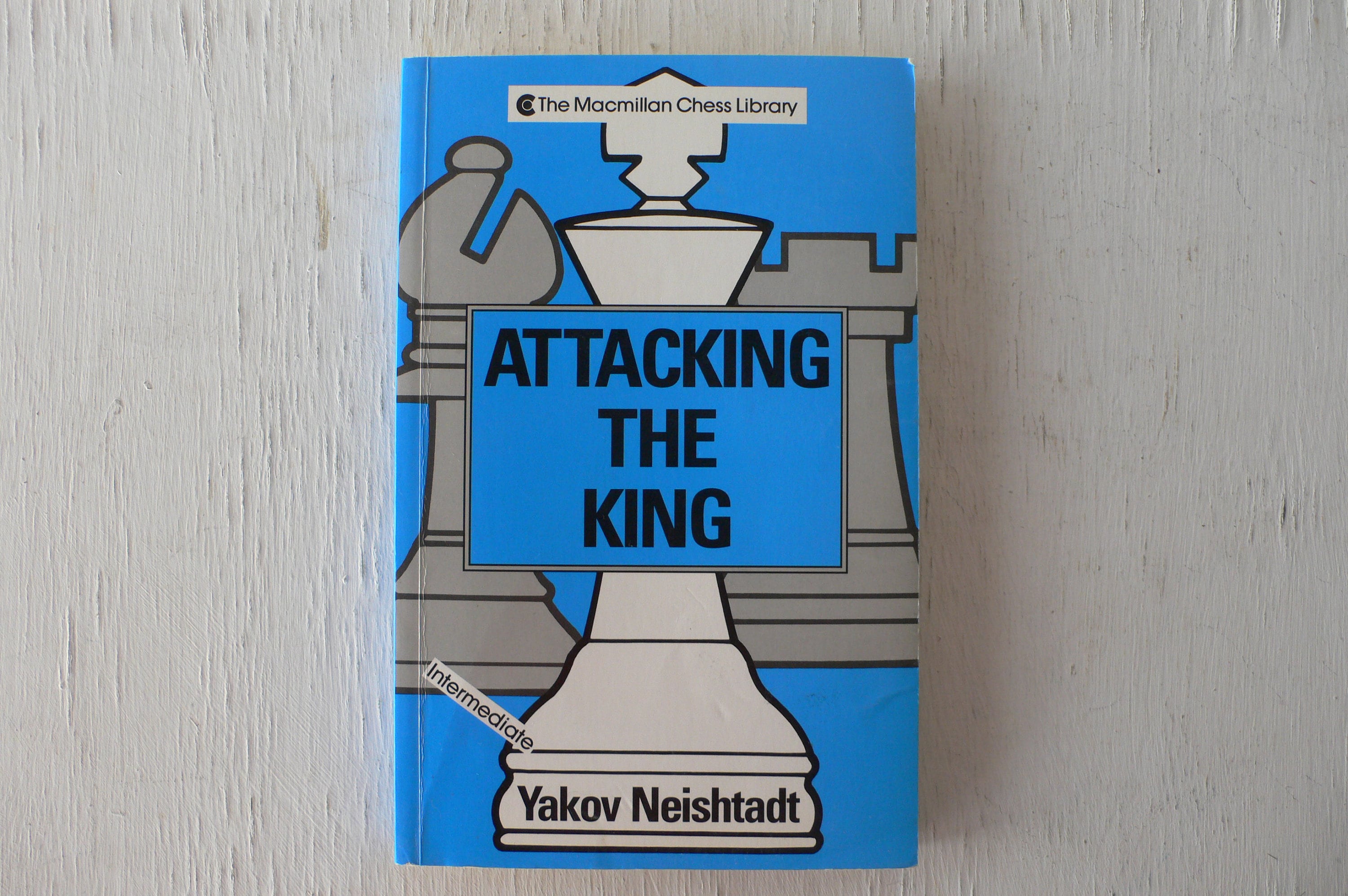 Vintage Chess Book: Attacking the King by Yakov Neishtadt, 1991 - Etsy