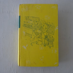 vintage book, Yearbook of Agriculture 1959, Food, USDA, nutrition, illustrated, free shipping, from Diz Has Neat Stuff