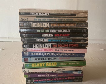 vintage paperbacks, Robert Heinlein, Science Fiction, 16 volumes, 1970's, free shipping, from Diz Has Neat Stuff