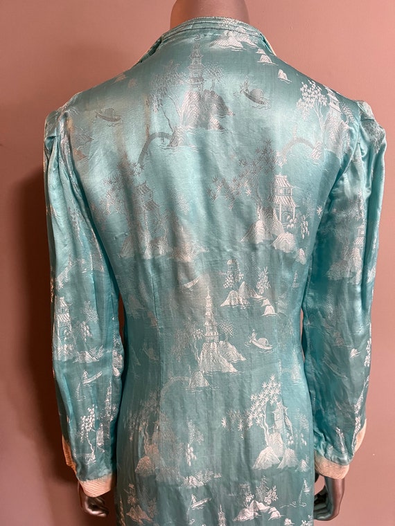 Vintage Mid Century Silk Asian Robe - image 7