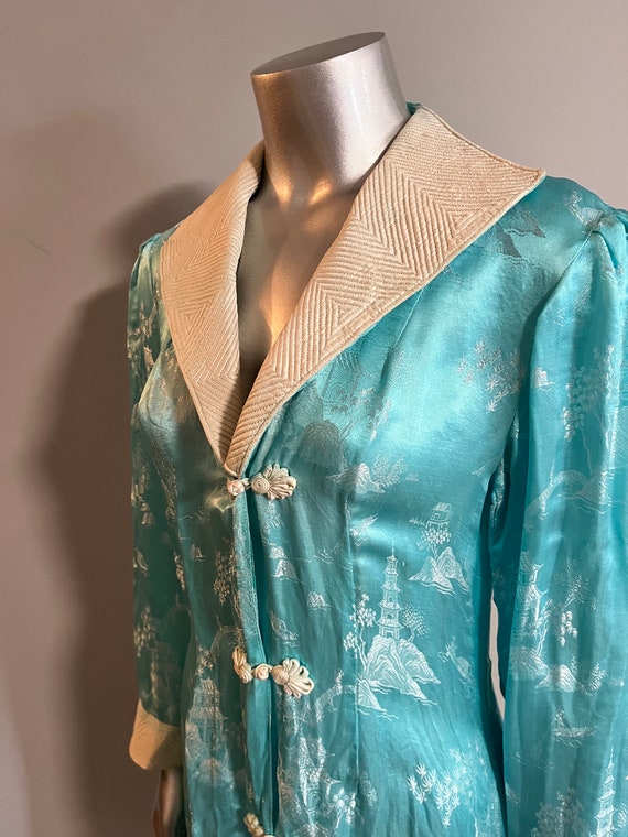 Vintage Mid Century Silk Asian Robe - image 3