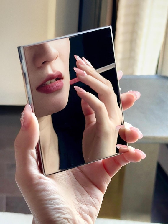 cigarette case mirror Full Mirror Metal Cigarette Case for Women - Elegant Vintage Style Compact,  Perfect On-the-go Mirror and Cigarette Holder, Unique Gift Idea