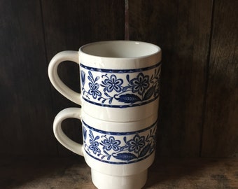 V i n t a g e Floral Stacking Cups