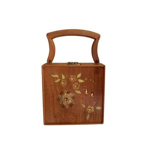 Monedero de madera de mediados de siglo / Bolso de madera vintage adornado con asa de madera