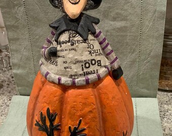 Large Vintage-Style Paper Mache Pumpkin Witch Bobble Head Halloween Decoration – Read