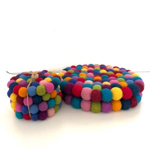 Felt Ball Coaster Set - 10 cm & 22 cm - Colorful Feltball Coasters