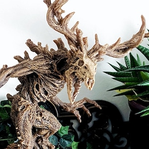 Leshen/ Wendigo Statue, Hand Painted Resin Sculpture | Mythical Creature Figurine | Folklore Legendary Wendigo Figurine. Fantasy Art Decor