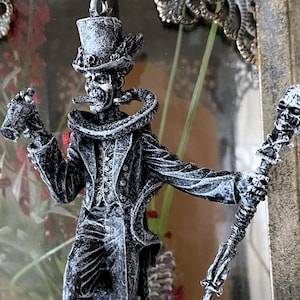Baron Samedi, Voodoo Loa of Death Ornament, Hand Painted Resin | Legendary Voodoo Figurine | Gothic Ornament for Witchy Holiday Decor