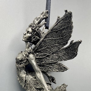 Titania, ornament koningin van de feeën, handgeschilderd harsbeeldhouwwerk | Mythisch elfenkoninginbeeldje | Sprookjeornament, fantasiekunstdecoratie