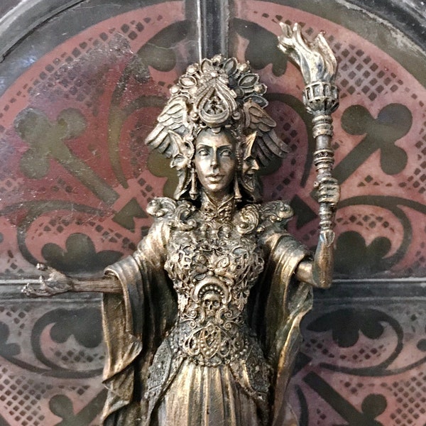Hecate, Goddess of Witchcraft and Magic Statue, Half Scale | Pagan Mythical Goddess Figurine | Folklore Altar Statue for Gothic Home Decor