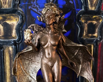 Lilith-ornament, handgeschilderd harssculptuur | Beeldje mythische godin | Mythen en legendes personageornament voor gotisch interieur
