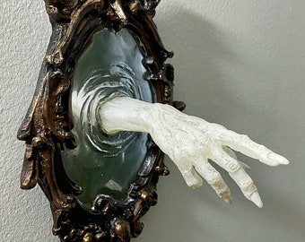 Spectral Hand Wall Plaque, White Version, Resin | Victorian Gothic Haunted Wall Art |Ghost Hand Gift for Halloween, Spooky Home Decor