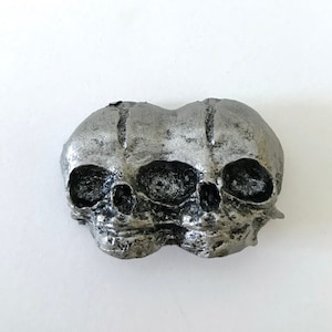 Conjoined Twins Skull Magnet, Pewter Finish image 1