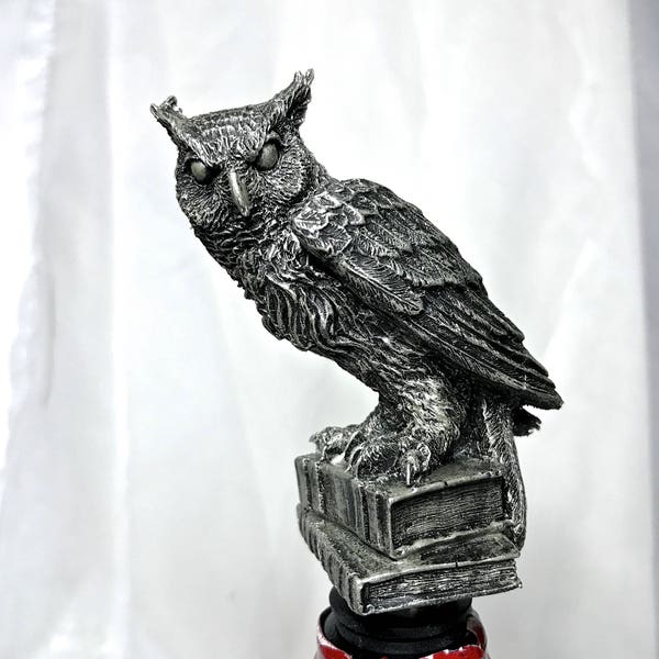 Horned Owl Winestopper