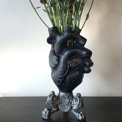 Anatomical Heart Vase, Black Finish