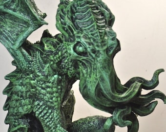 H.P. Lovecraft’s Cthulhu Rising Statue, Hand Painted Sculpture | Cthulhu Mythos Monster Figurine | Lovecraftian Horror Decor and Gamer Gift