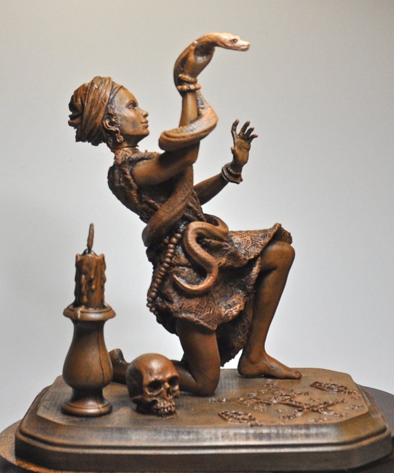 Marie Laveau, Voodoo Queen of New Orleans, wood finish image 4