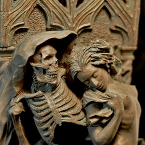 Death and the Maiden wall plaque