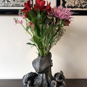 Kraken Vase, Pewter Finish image 5