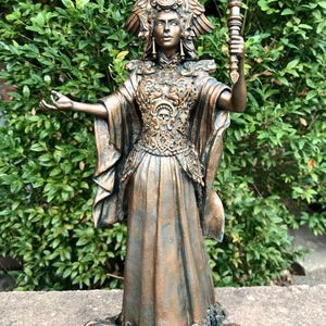 Hecate, Goddess of Witchcraft and Magic Statue image 2