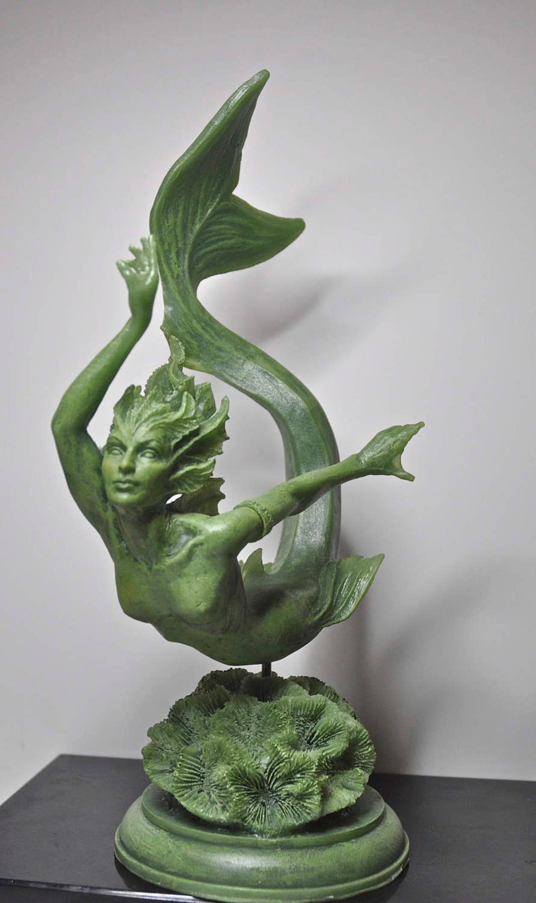 マーメイド置物 Mermaid Statue, Hand Painted Resin Sculpture, Jade Finish