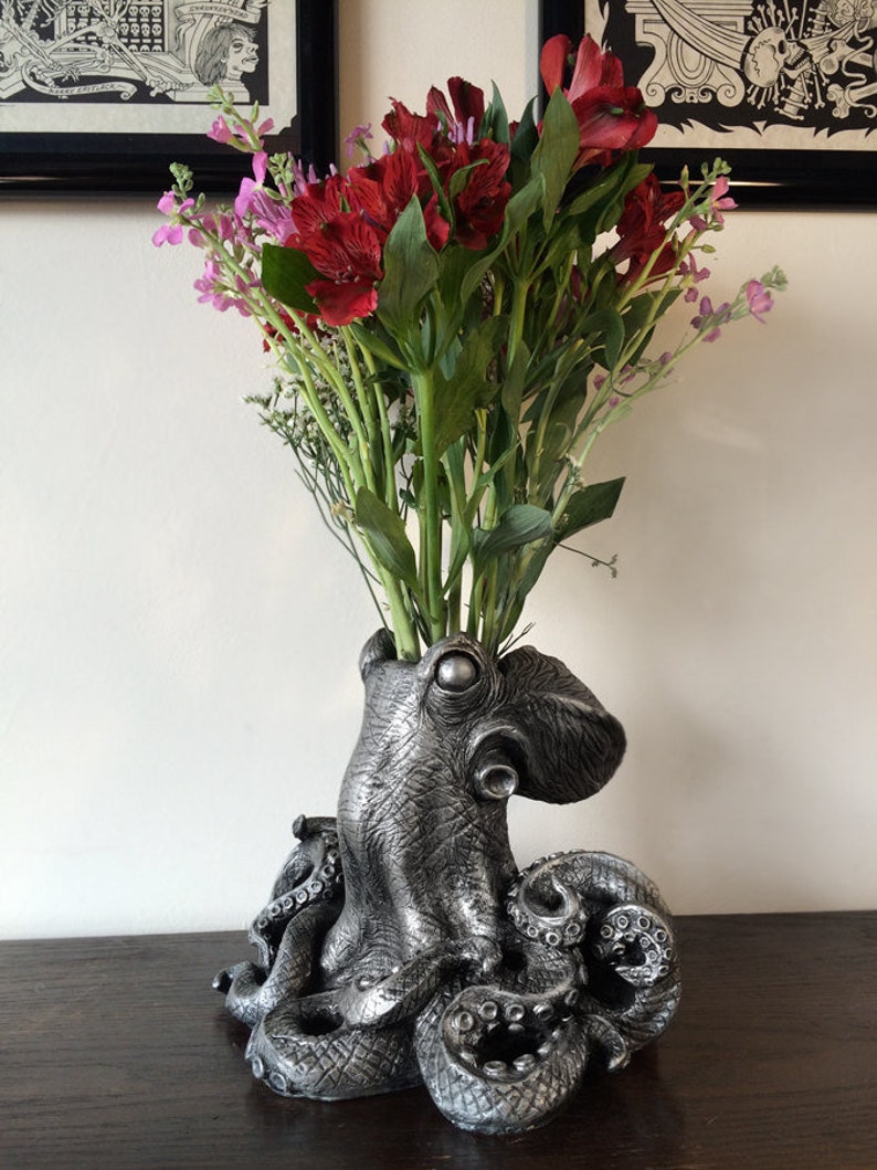 Kraken Vase, Pewter Finish image 1