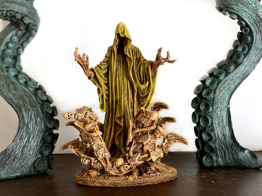 H.P. Lovecraft's the King in Yellow/ Hastur Statue | Cthulhu