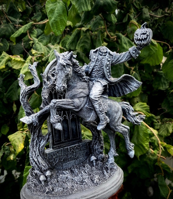 Headless Horseman Riding Statue, Hand Painted Resin Sculpture
