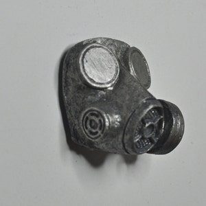 Gasmask Magnet image 4