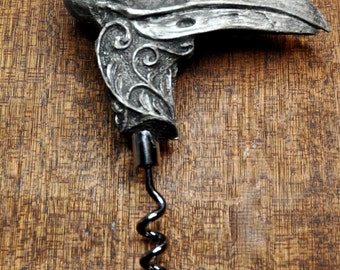 Raven Skull Corkscrew