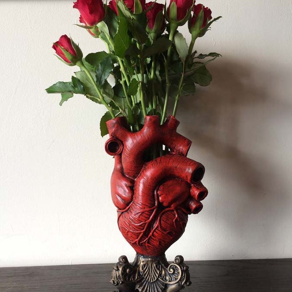 Anatomical Heart Vase, Red Finish