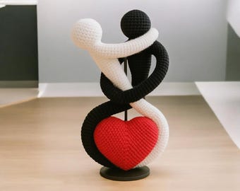 Ewig verschlungen - Liebende Umarmung Skulptur