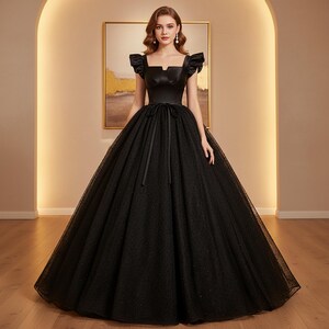 green emerald velvet dress Amazon.com: FTBY Women's Plus Size Sweet 16 Quinceanera Dresses Off  Shoulder Lace Appliques Prom Ball Gowns Long Black-2 : Clothing, Shoes &  Jewelry main image 0