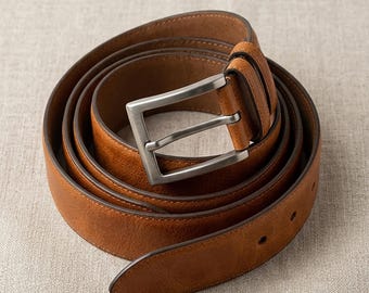 Monogrammed Crazy Horse Leather Belt Custom Name Engraved Mens Classic Strap Adjustable Buckle Gift Minimal Everyday Style