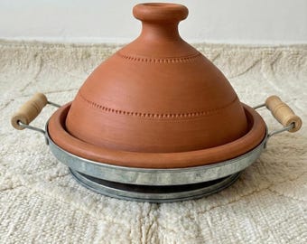 Tajine in ceramica marocchina fatta a mano, piatto da portata e da cucina / regalo di inaugurazione della casa per lei. Tajine in terracotta fatta a mano per chef.