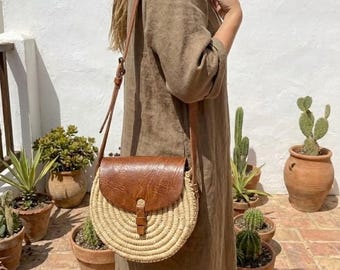 Moroccan Raffia Crossbody Bag Handmade | Round Straw Purse Woven | Leather Flap Shoulder Bag | Boho Beach Bag Summer Natural Woven Handbag