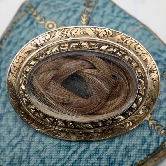 Victorian Memorial Brooch • Antique Gothic Jewelry • Vintage Dark Academia