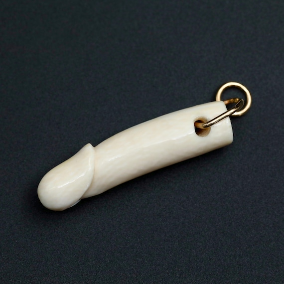 Vintage Phallic Bone Amulet, Hand Carved Pendant, 14K Gold Bail, Italian Folk Talisman
