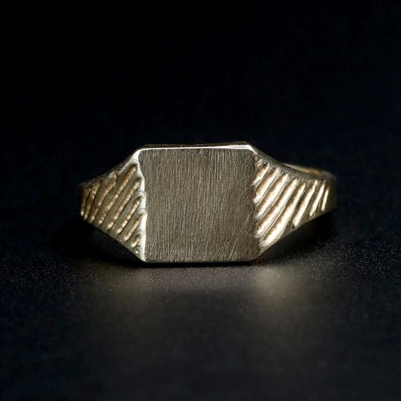 14k Gold Signet Ring Mens or Womens • Antique Art Deco Solid Gold Ring • Size 8