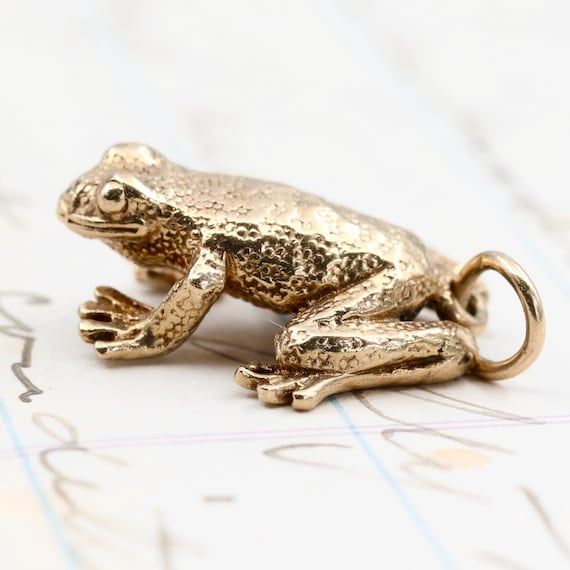 9K Gold Frog Charm | Vintage Solid Gold Pendant or Bracelet Charm | Nature Jewelry