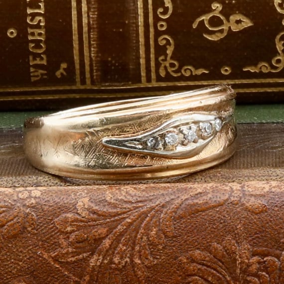 Vintage 18k Gold Diamond Mens Wedding Band, Size 10 Gold Wide Band Ring