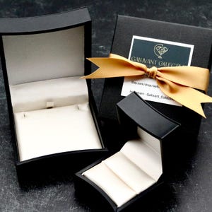 Each Gallivant Collective jewelry purchase arrives in a gift box ready for a great presentation and safekeeping