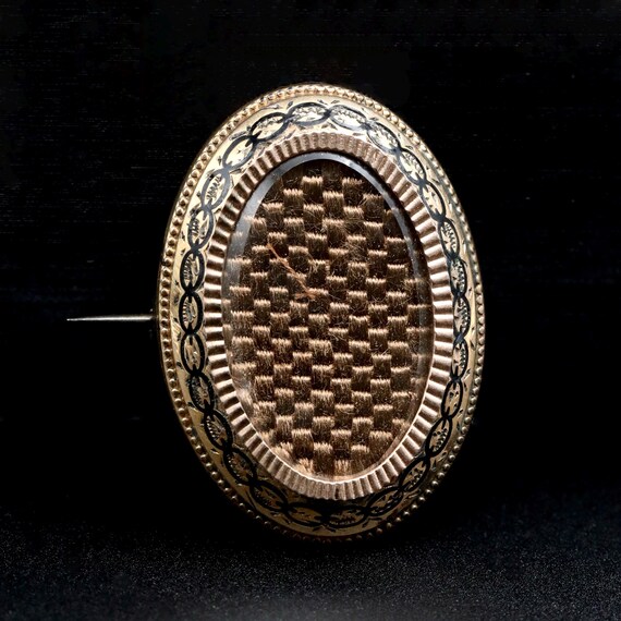 Antique Mourning Enamel Pin • Gothic Victorian Brooch • Memento Mori Witchy Halloween Jewelry
