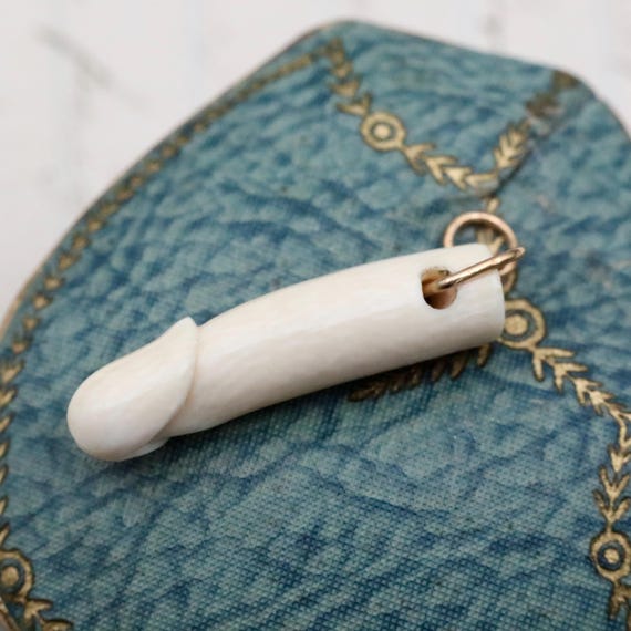 Vintage Phallic Bone Amulet, Hand Carved Pendant, 14K Gold Bail, Italian Folk Talisman